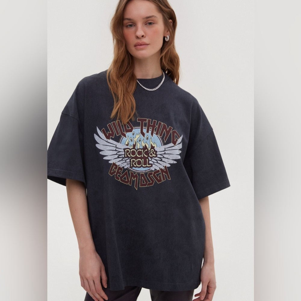 Wild Thing Graphic Tee - Black